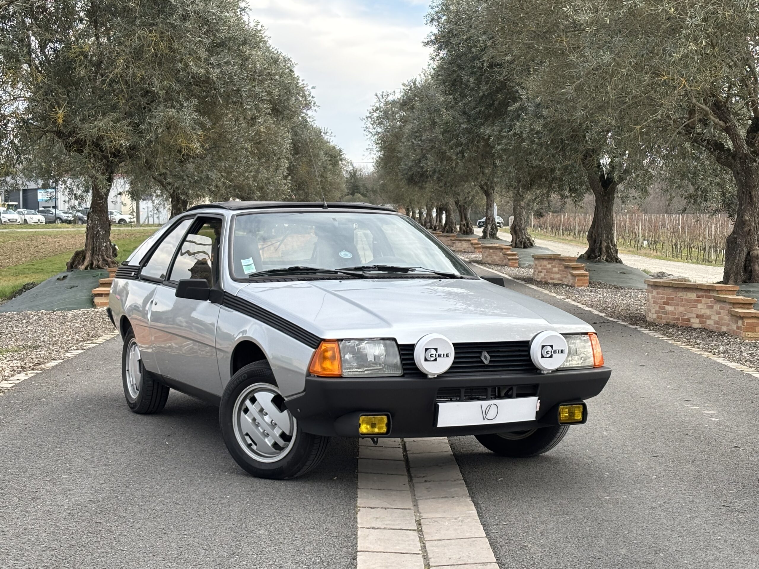 Renault Fuego 1.6L